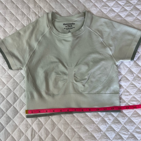 Abercrombie & Fitch Workout- Activewear Crop Top Size Medium - Picture 5 of 7